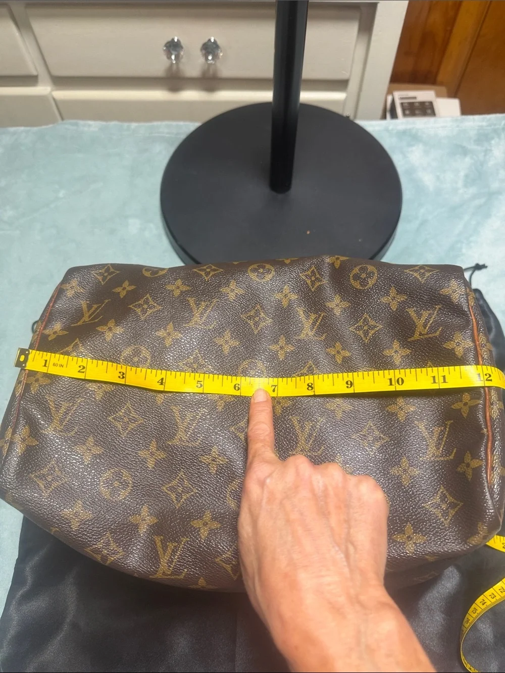 Louis Vuitton authentic louis